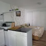 Bori Apartment *